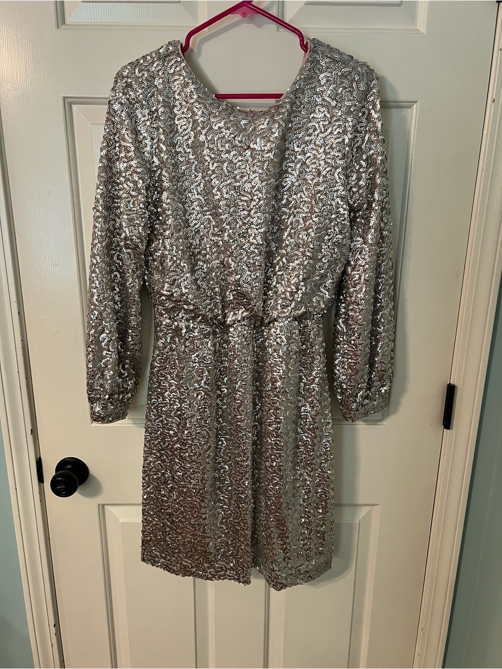 Julia Jordan Silver Sequined Party Dress Womens Size 8